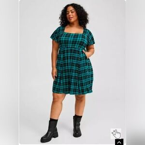 Torrid Flutter Sleeve Skater Mini Dress Size 0 = Size 12